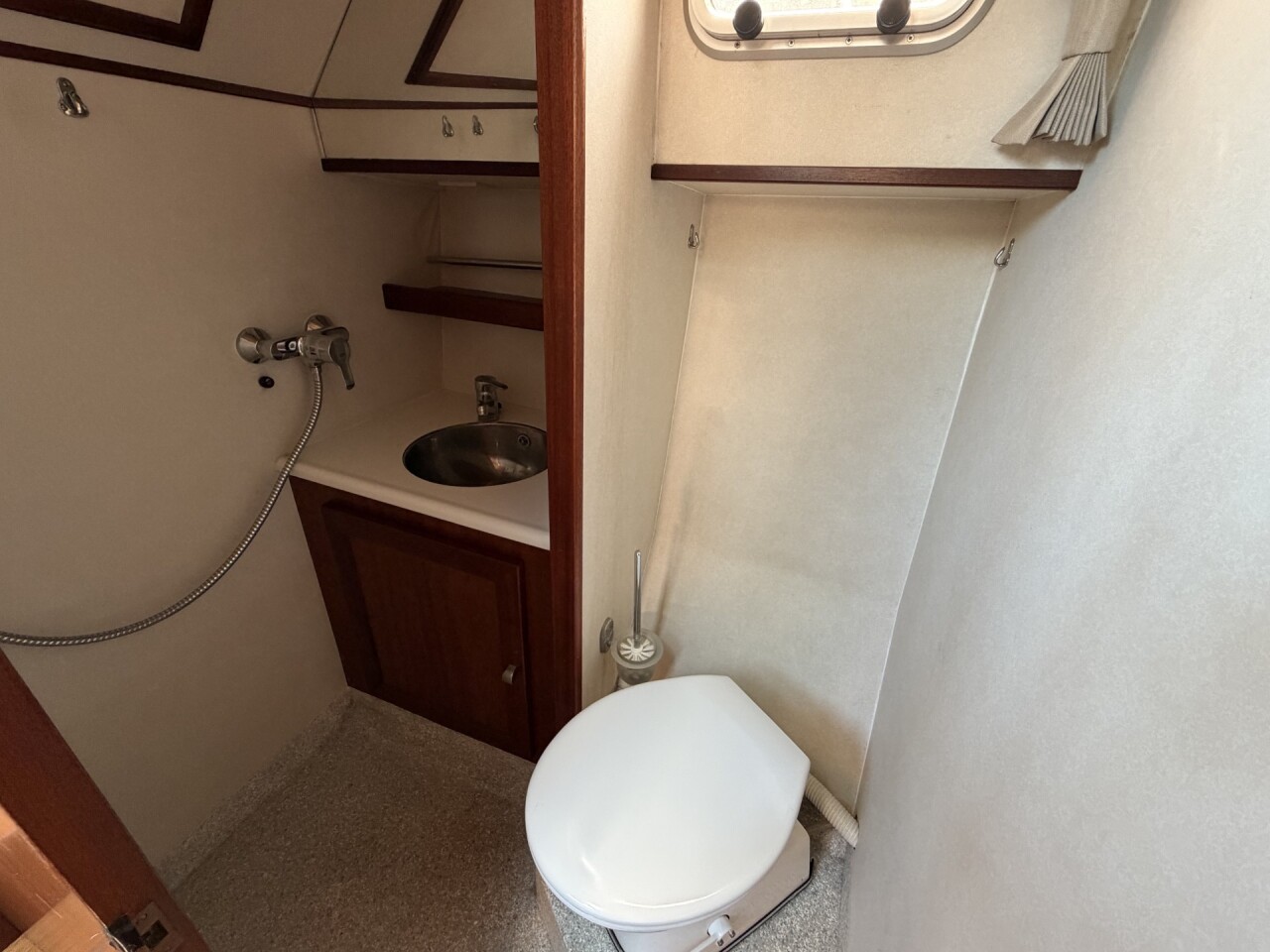 50 toilet douche