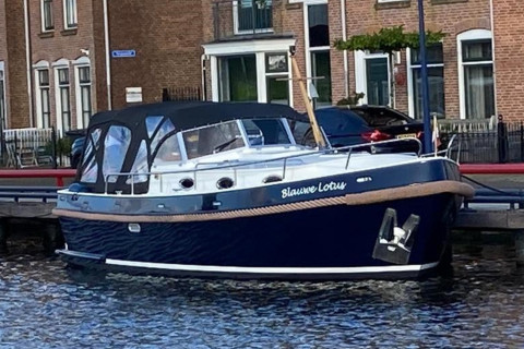 Boot aan kade